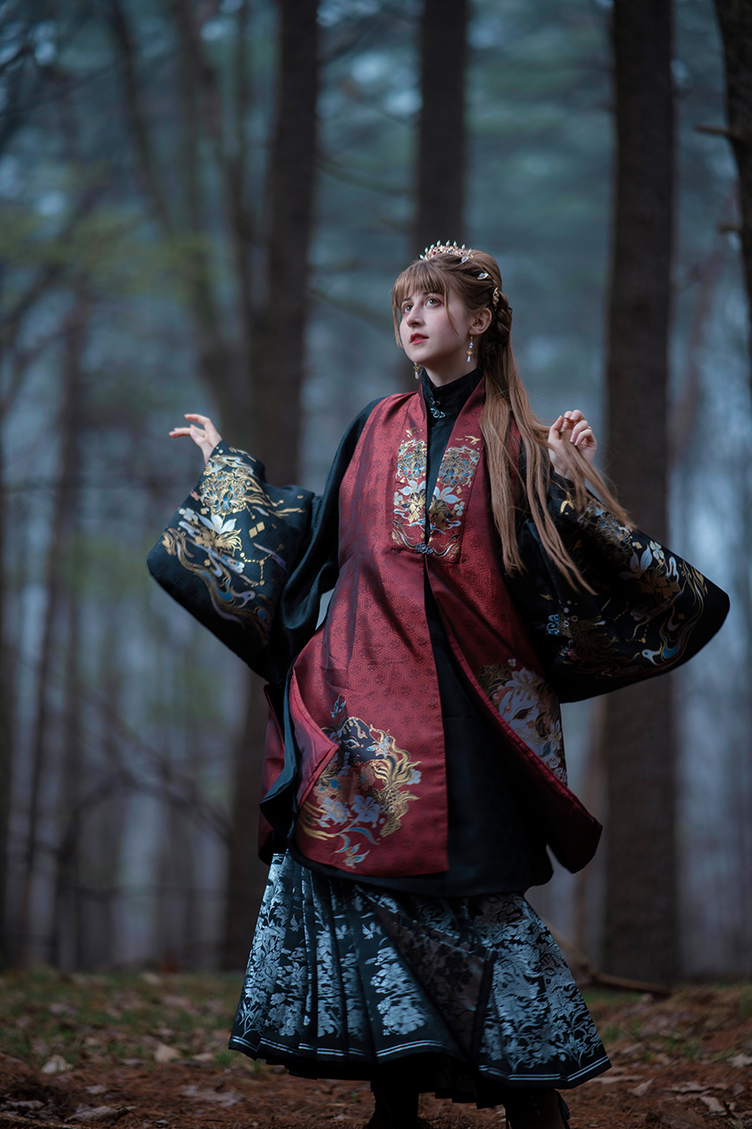 Rachel Yu poses for a photo in a hanfu. Photos: Courtesy of Yu Rachel Yu poses for a photo in a hanfu. Photos: Courtesy of Yu